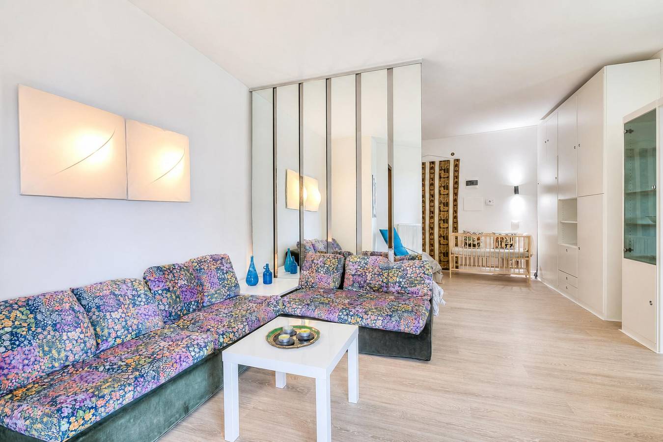 Appartamento intero, Casa Emma With Sea Glimpse Terrace Walk to Beach in Sanremo, Comune di Sanremo