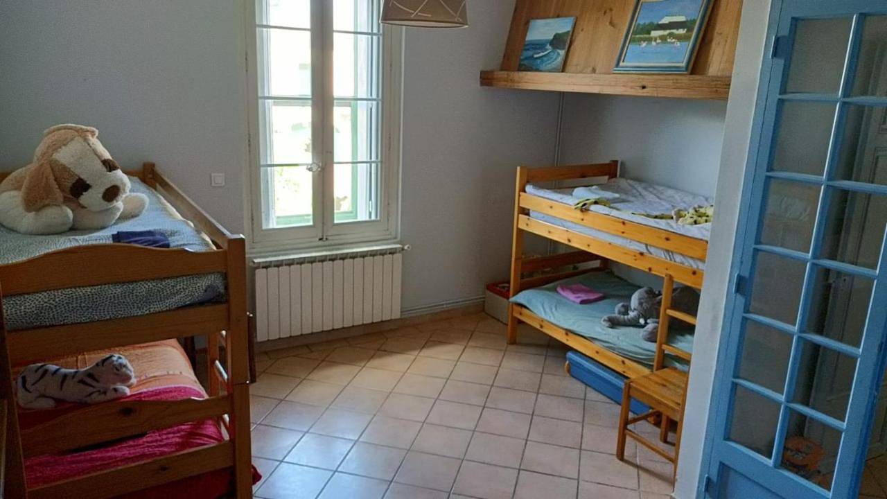 Seven-Bedroom House in Vergèze, Côte méditerranéenne (France)