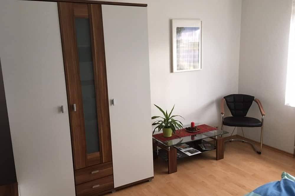 Ganze Wohnung, Apartment 'Hintz' mit privater Terrasse und Wlan in Blaubeuren, Alb-Donau-Kreis