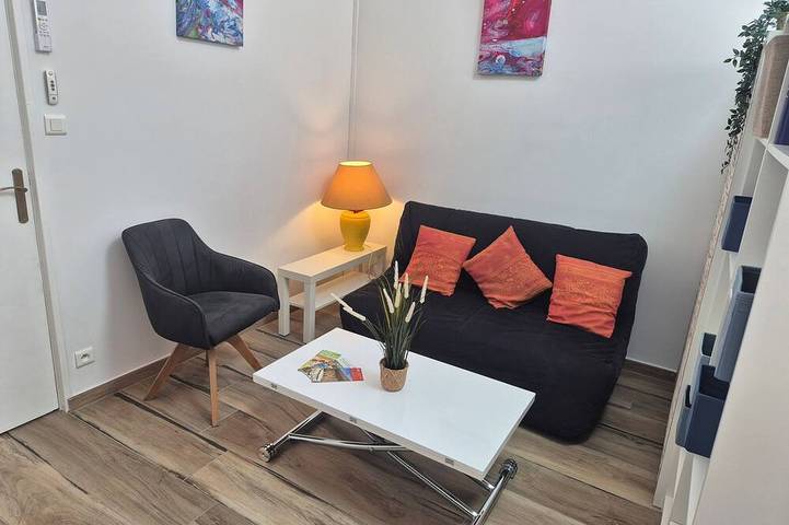 Gîte pour 2 personnes, avec piscine et jardin, animaux acceptés dans Les Paluds de Noves