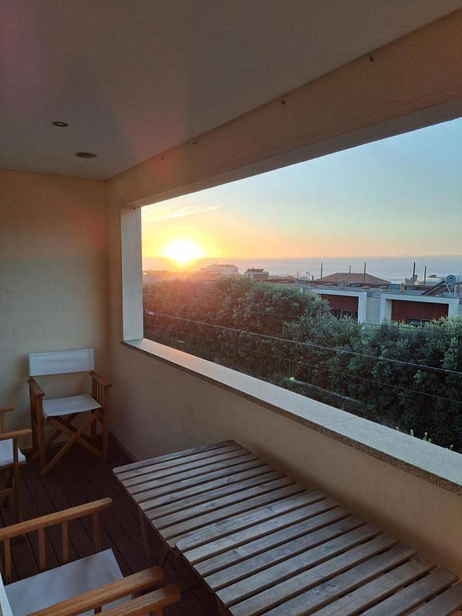 Three-Bedroom House in Moledo, Distrito de Viana do Castelo