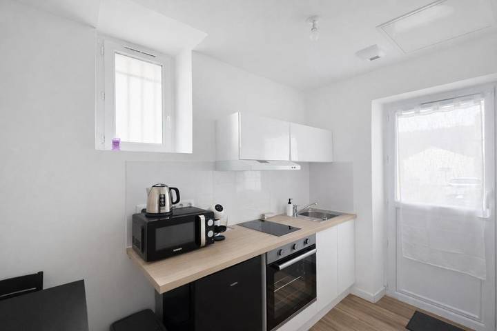 Gîte pour 2 personnes, avec terrasse dans Ézy-sur-Eure - 4