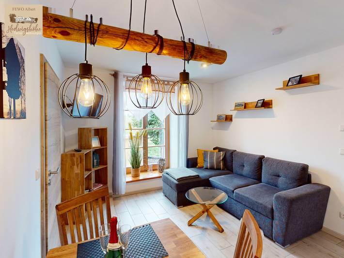 Ferienwohnung für 3 Personen, mit Balkon und Terrasse sowie Garten und Ausblick in Hohnstein