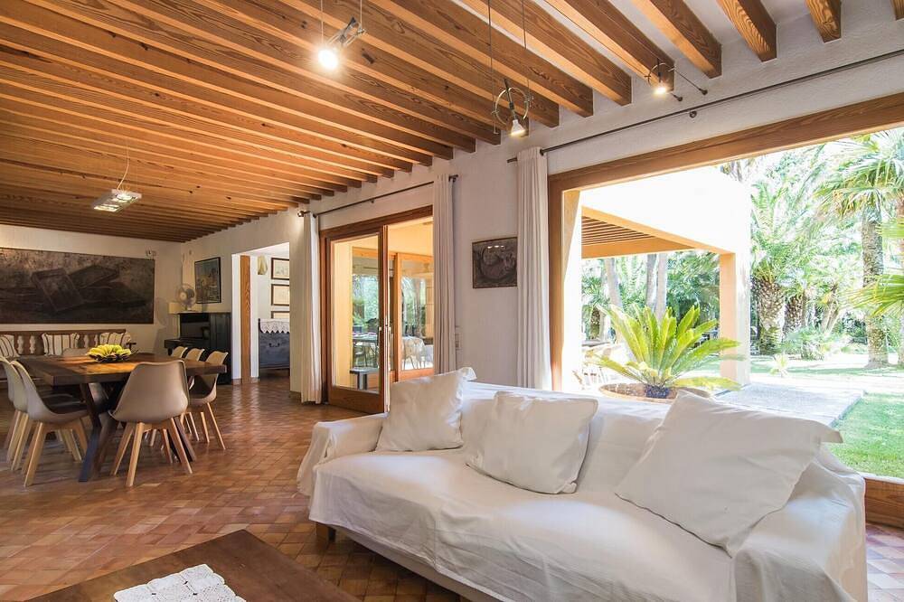Beach front home in Cala Millor in Cala Bona, Son Servera