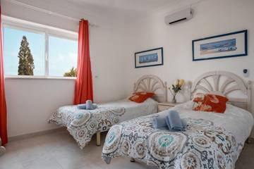 Apartamento De Férias para 6 Pessoas em Portimão, Distrito de Faro, Foto 4