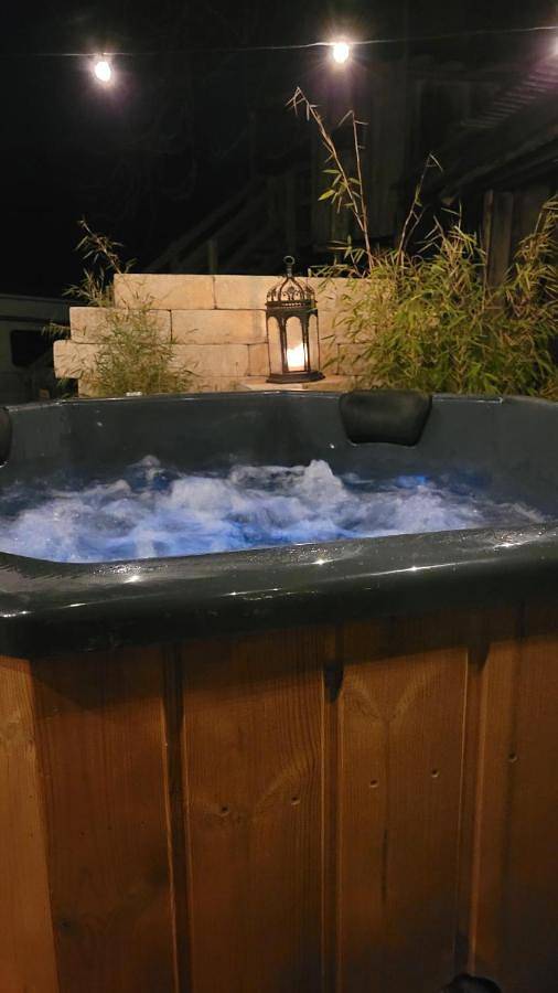 Ferienhaus für 6 Personen, mit Whirlpool und Sauna sowie Garten in Hohenberg an der Eger - 4