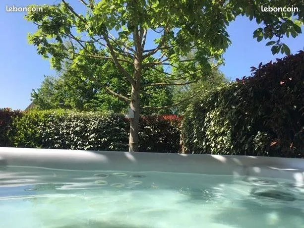 Apartamento de vacaciones para 6 personas, con vistas además de piscina y terraza - 1