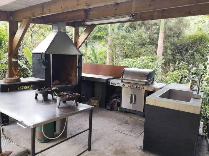 Location de vacances pour 12 personnes, avec jardin ainsi que vue et terrasse, animaux acceptés à La Possession - 2