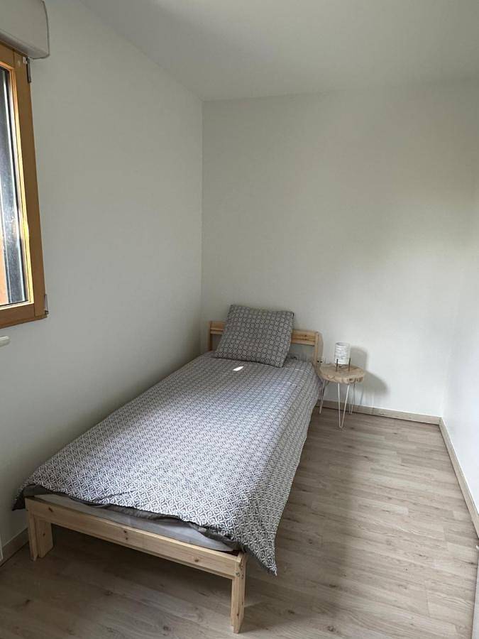Location de vacances pour 5 personnes, avec terrasse et jardin à Vaux-le-Pénil - 4