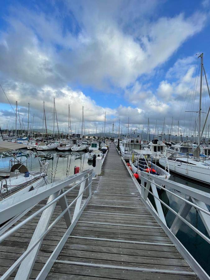 Bateau pour 3 personnes, avec Terrasse et Vue sur le lac dans Casino d'Hendaye - 3