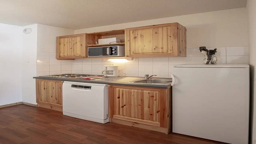 Chalet pour 7 personnes, avec balcon dans Valfréjus - 2