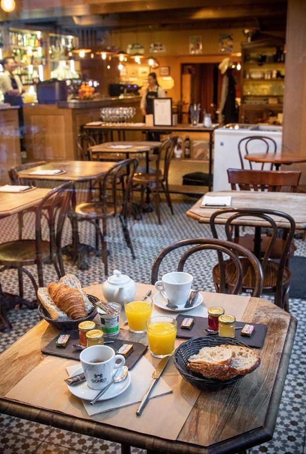 Hôtel pour 3 personnes, avec terrasse et vue à Charbonnières-les-Bains - 4