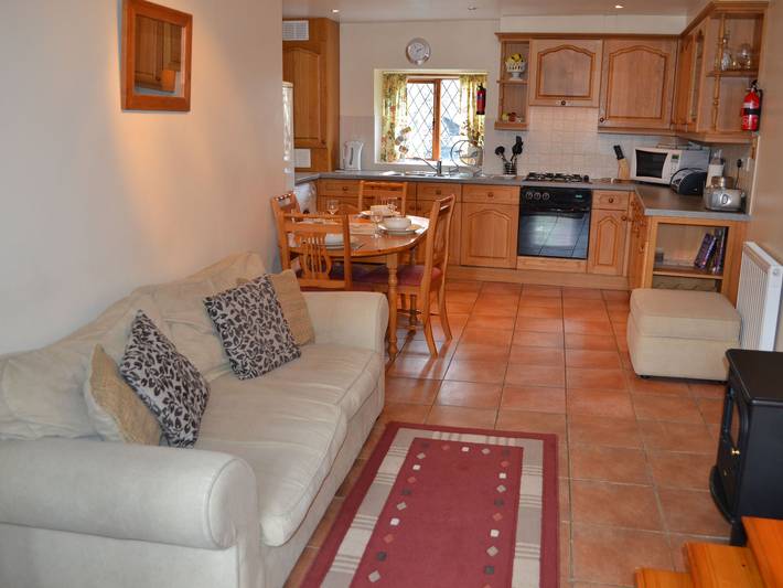 Log cabin for 4 people, with pets in Windermere