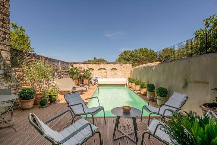 Appartement de vacances pour 6 personnes, avec Balcon et Piscine à Uzès
