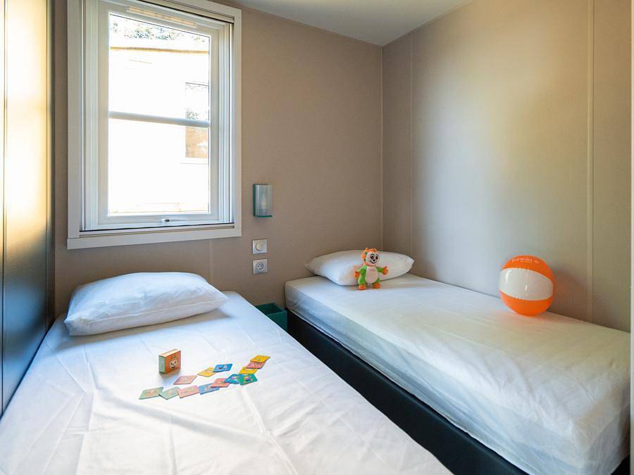 Camping Sunelia - Le Sequoia - Mobilheim 6 personen - Sunelia Luxe 33m² 3 Schlafzimmer - Klimatisiert in Payrac, Quercy