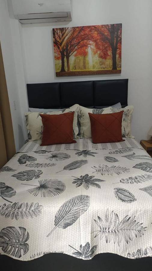 Apartamento de férias para 2 pessoas, com jardim e piscina e ainda vista, com animais de estimação em Bela Vista