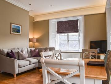 Holiday Rental for 6 People in Aberystwyth, Ceredigion, Photo 2