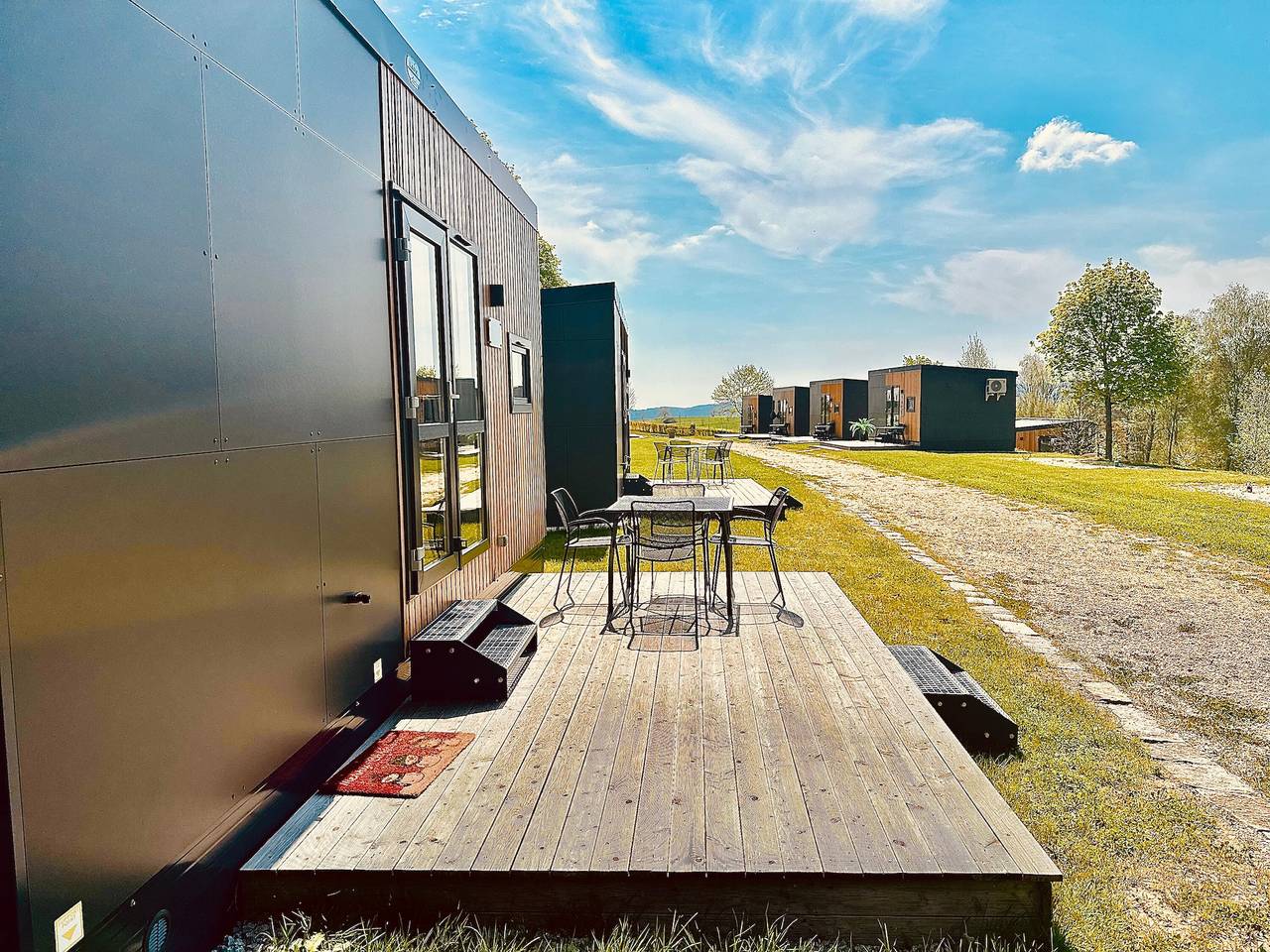 Ganze Ferienwohnung, Ferienhaus „Tinyhaus 1“ mit Bergblick, Wlan und Klimaanlage in Untergriesbach, Passauer Land