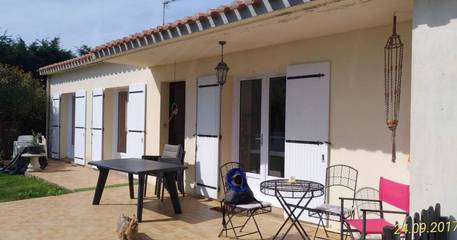 Gîte pour 7 personnes, avec jardin ainsi que piscine et terrasse, animaux acceptés à Olonne-sur-Mer