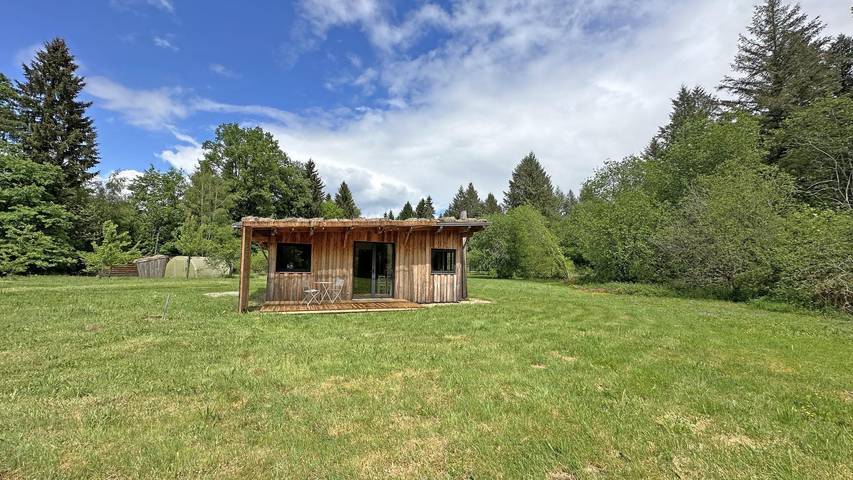 Gîte pour 3 personnes, avec Terrasse et Jardin