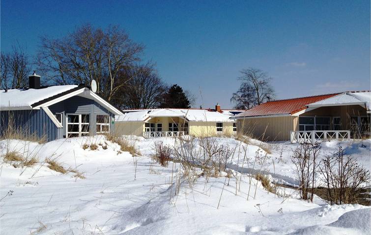 Ferienhaus für 12 Personen, mit Whirlpool und Terrasse sowie Pool und Sauna in der Lübecker Bucht - 3