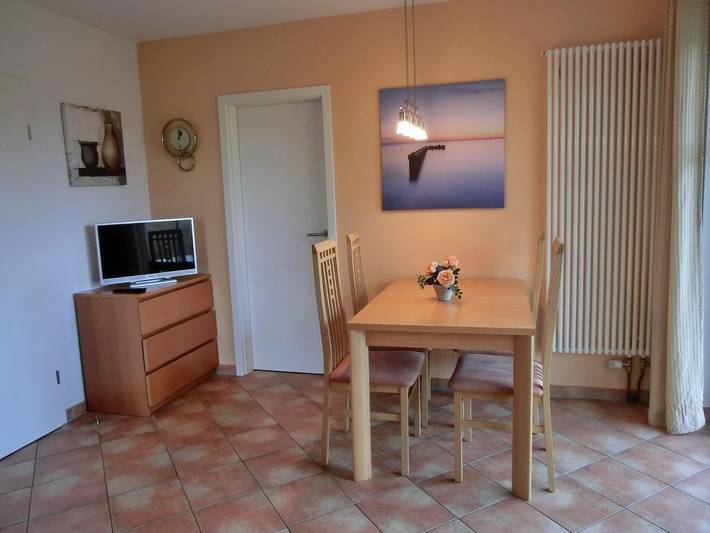Apartamento entero, Strandnahe Ferienwohnung im Erdgeschoss, mit WLAN in Graal-Müritz, Rostock y sus alrededores