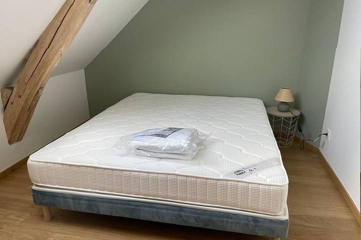 Gîte pour 4 personnes, avec piscine ainsi que jacuzzi et jardin à Teloché - 3