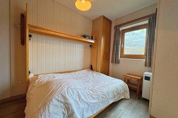 Ganze Wohnung, Bis 10m skipiste, 1te Etage, balkon, fernseher, schließfach für die skier, 25m², Les Menuires in Les Menuires, Saint-Martin-de-Belleville