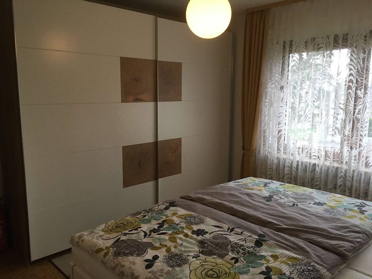 Appartement entier, Appartement 'Ferienwohnung Petryk' avec terrasse privée, jardin privé et Wi-Fi in Weinheim, Kurpfalz