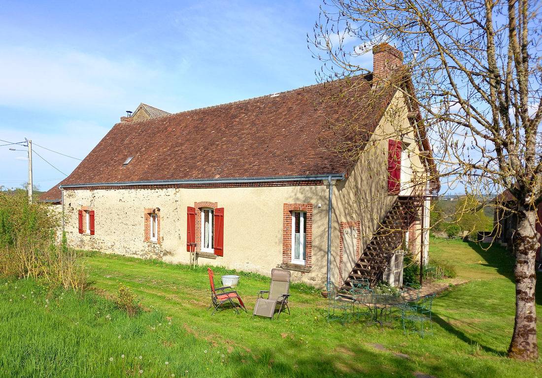 Chambre d'hôtes Les Jarriges Eguzon - Vaste chambre in Éguzon-Chantôme, Région de La Châtre