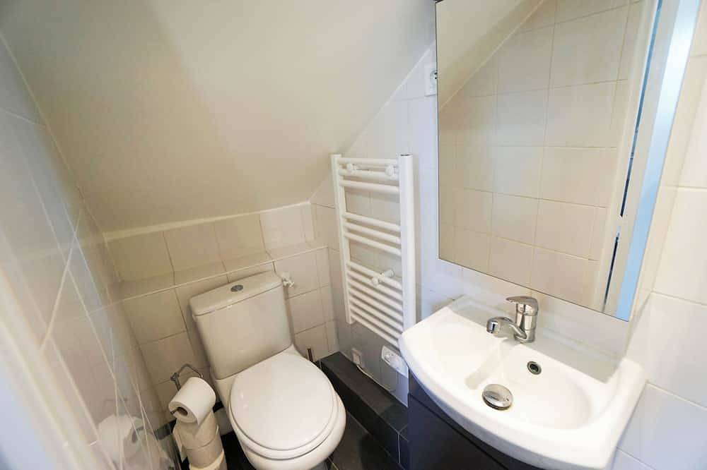 Apartamento entero, Le Cocon Urbain\" 2-room apartment in Neuilly-Plaisance, Sena-Saint Denis