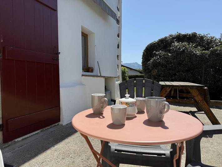 Gîte pour 5 personnes, avec jardin et terrasse à Saint-Pée-sur-Nivelle - 4