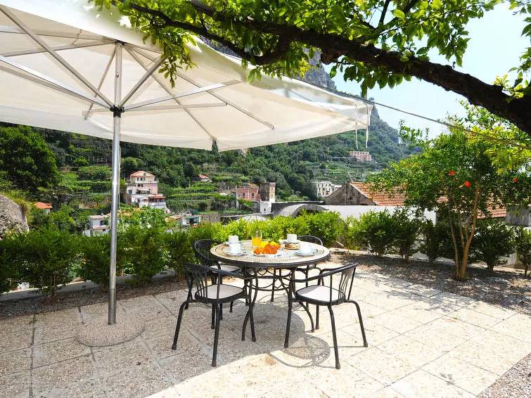 Ganze Wohnung, 2 Zimmer 5 Personen in Amalfi, Amalfiküste