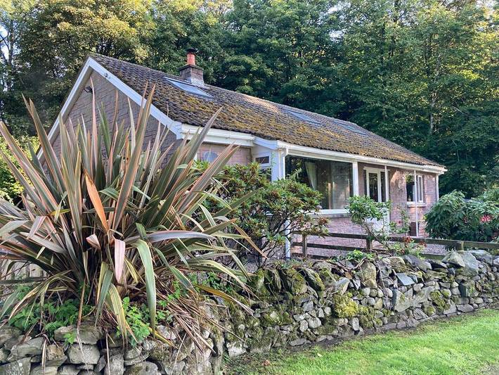 Log cabin for 6 people, with garden, with pets in Dumfries and Galloway