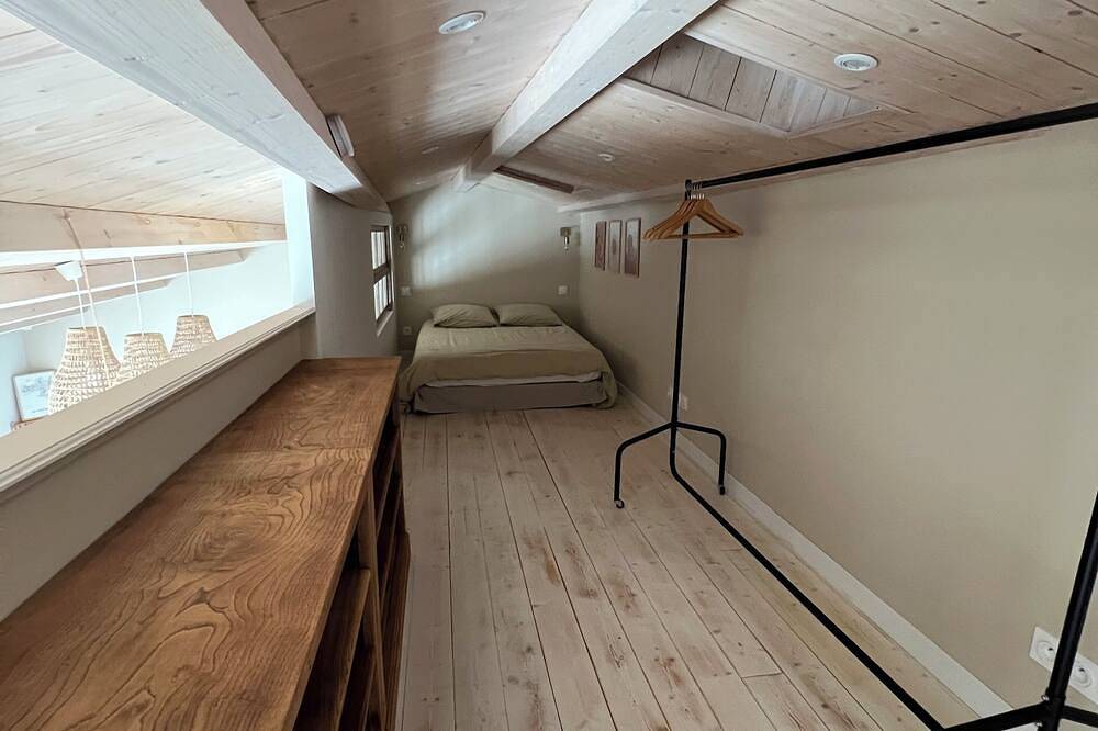 Maison avec un parking, à 5 minutes du centre ville ! in Puilboreau, Région de La Rochelle