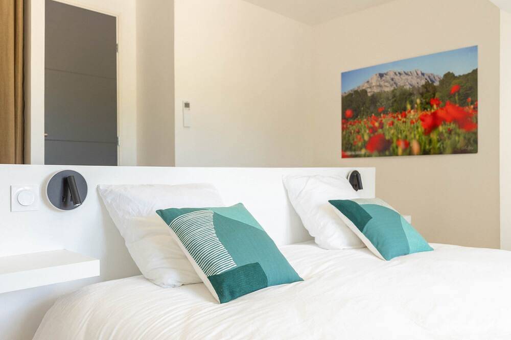 Villa Sarah Lavoine · Aix-en-Provence · 14 pers. in Mimet, Côte méditerranéenne (France)