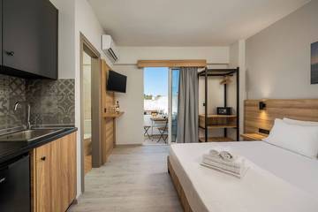 Ferienwohnung für 2 Personen, mit Garten und Balkon in Afantou