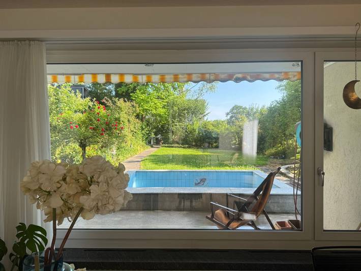 Ferienhaus für 4 Personen, mit Balkon und Terrasse sowie Garten und Pool in Kanton Zürich