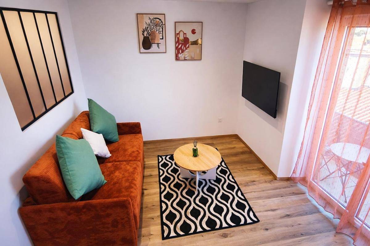 Appartement entier, Mont-Royal By Casagers -Wifi-Netflix-Climatisation in Montréal (Gers), Gers