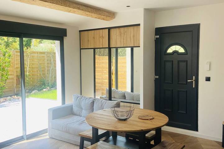 Gîte pour 4 personnes, avec terrasse et jardin, animaux acceptés