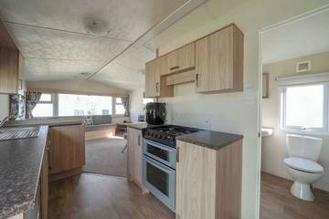 Static Caravan for 8 People in Northampton, Northamptonshire, Photo 4