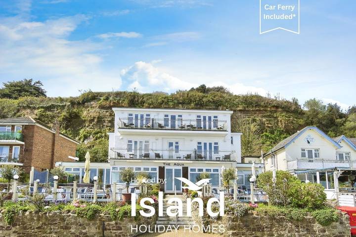 Holiday rental for 2 people, with balcony, child-friendly in Shanklin