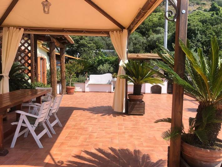 Casa vacanza per 6 persone, con giardino e panorama - 1