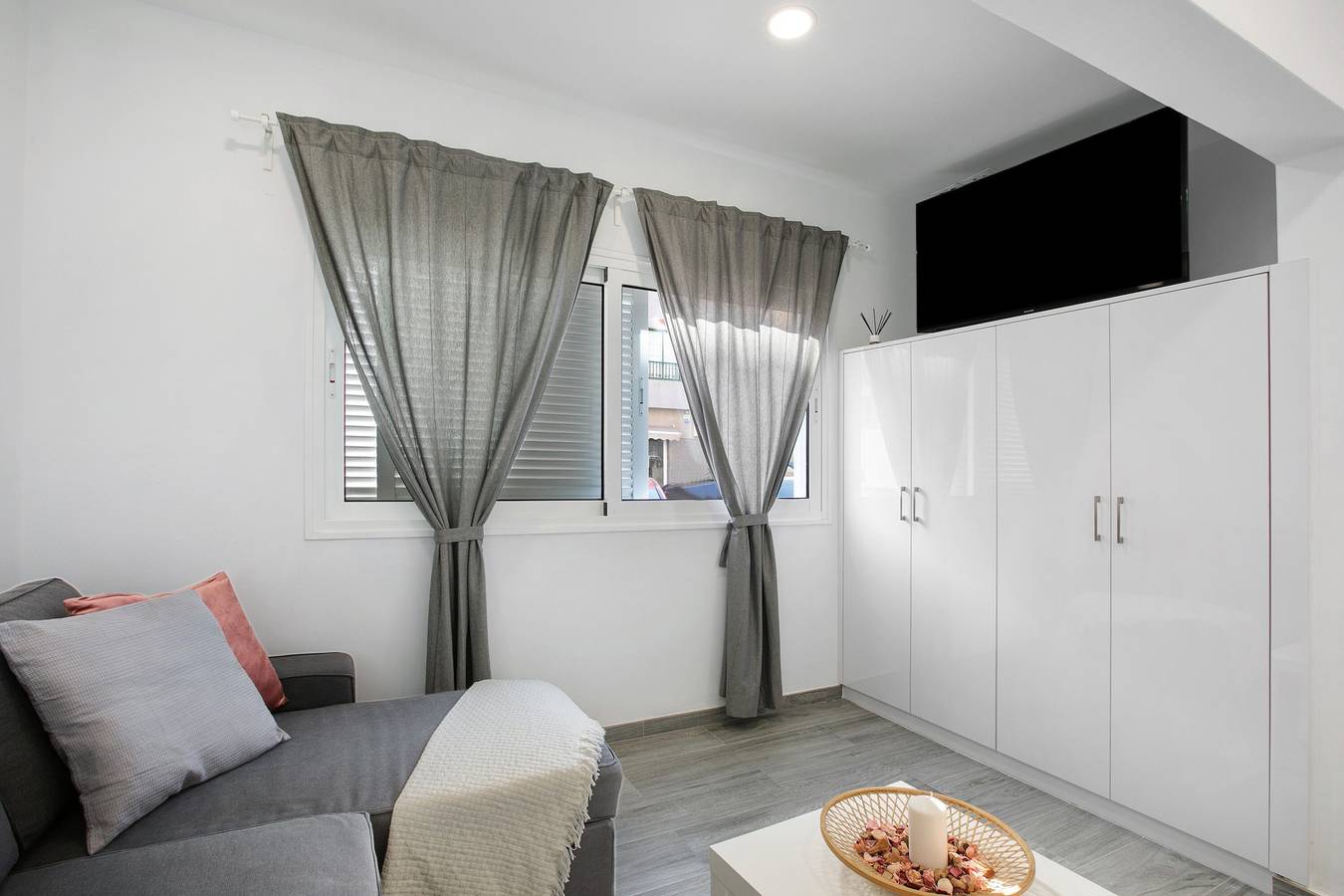 Appartamento intero, Appartamento di vacanza "Vacacional El Atlántico 1" con terrazza privata e Wi-Fi in Playa el Médano, Granadilla de Abona
