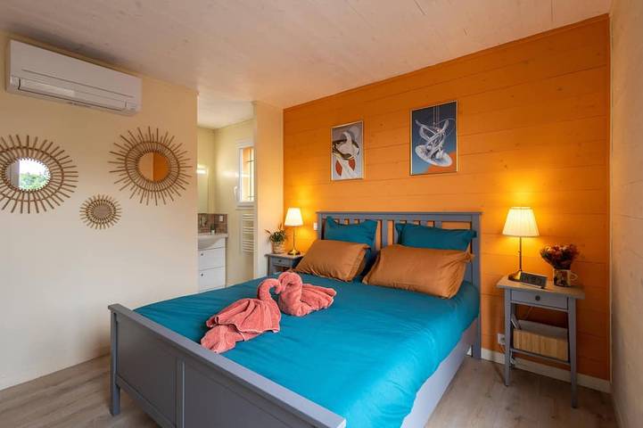 Maison neuve au coeur du Luberon pour 6 personnes, climatisation,WIFI in Saint-Saturnin-lès-Apt, Parc naturel régional du Luberon