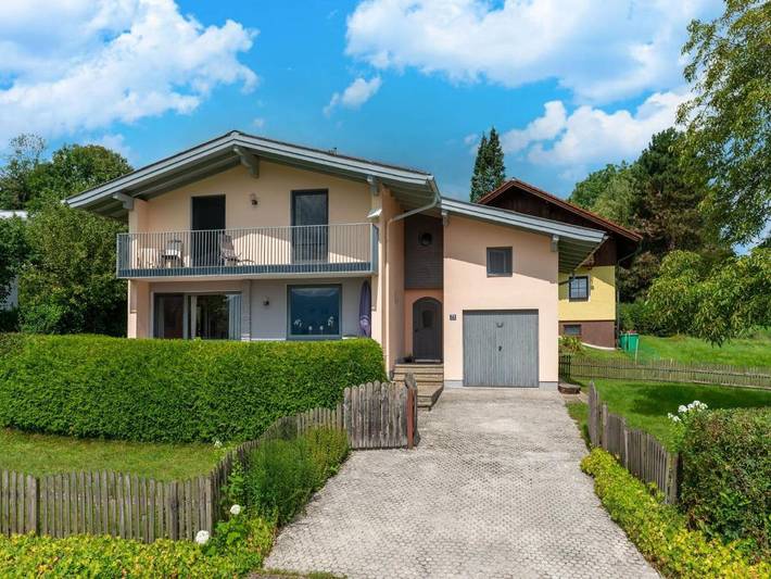 Ferienhaus für 3 Personen, mit Terrasse und Garten, mit Haustier am Attersee