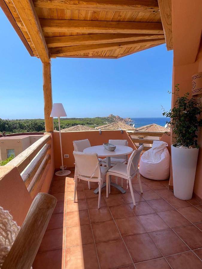 Ferienhaus für 4 Personen, mit Balkon und Terrasse sowie Garten und Pool