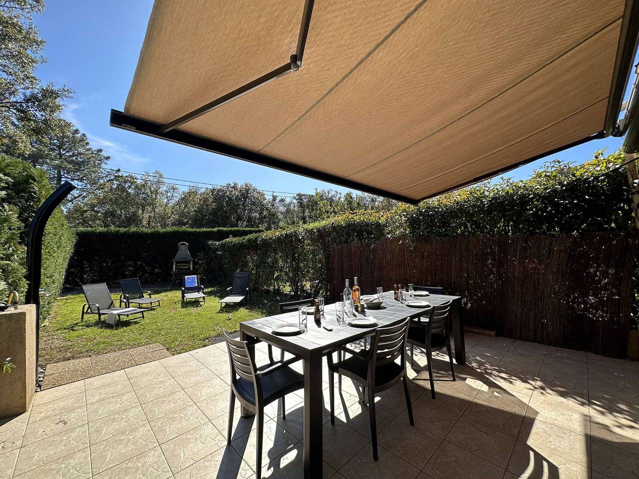 Mini-Villa mit Terrasse und Parkplatz 300m vom Strand in Pinarellu, Zonza