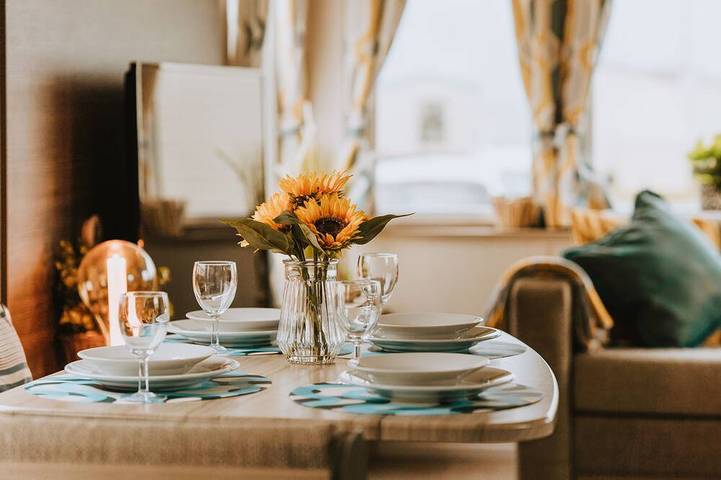 Glamping for 6 people, with garden and terrace as well as pool in Ayrshire