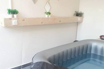 Gîte pour 6 personnes, avec jacuzzi à Aumelas